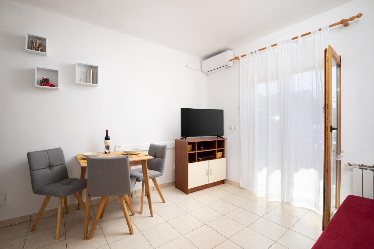 Sunny Apartment Valbandon Fažana Εξωτερικό φωτογραφία